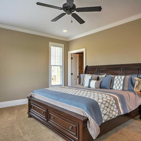 Spacious Family-Friendly Retreat With Winter Rates! Greensboro Extérieur photo