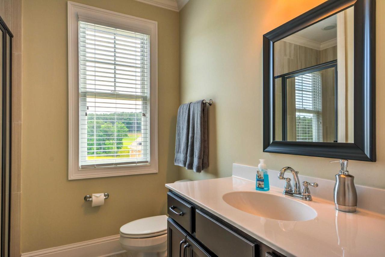 Spacious Family-Friendly Retreat With Winter Rates! Greensboro Extérieur photo